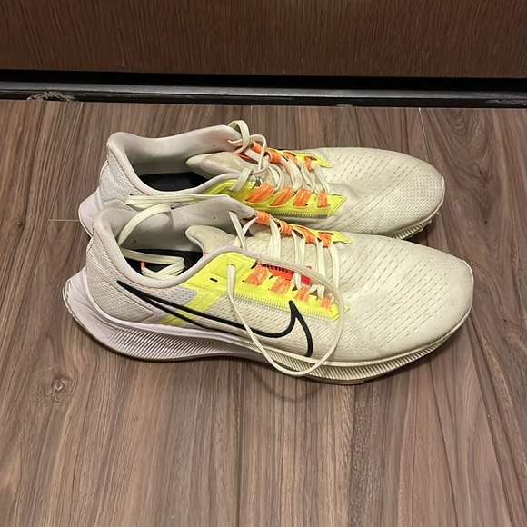 Nike Air Zoom Pegasus 38 👟 - Picture 3 of 5